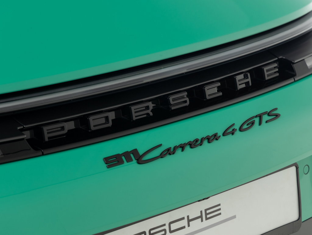 Porsche 992.2 Carrera 4 GTS