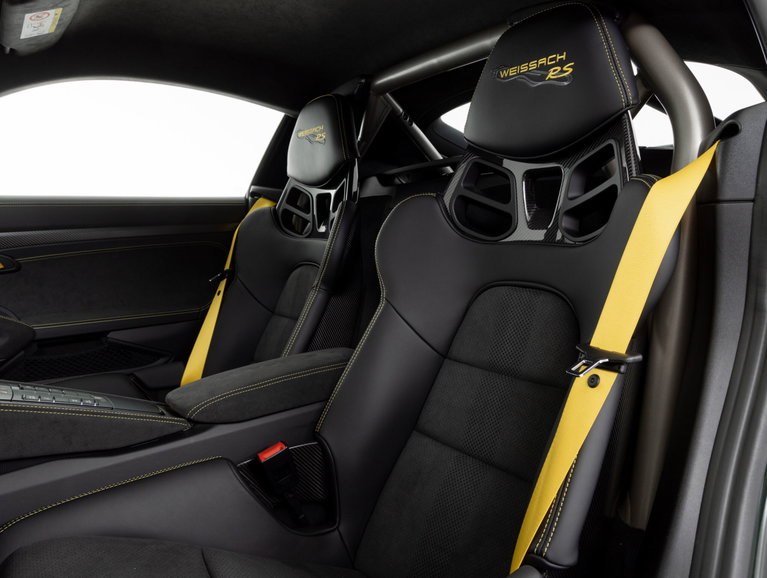 Porsche 718 Cayman GT4 RS