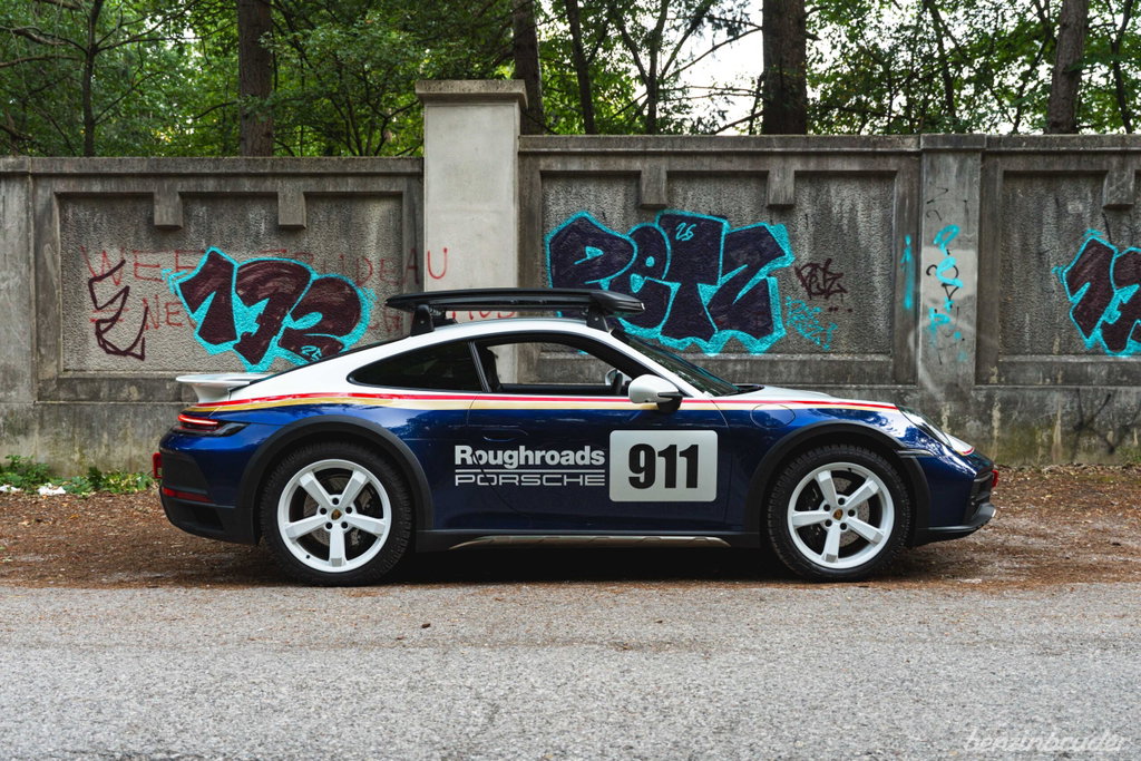 Porsche 911 Dakar