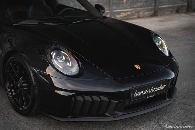 Porsche 992.2 Carrera GTS