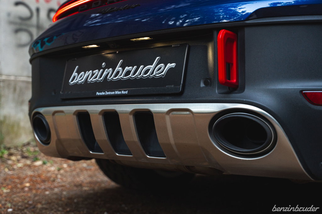 Porsche 911 Dakar