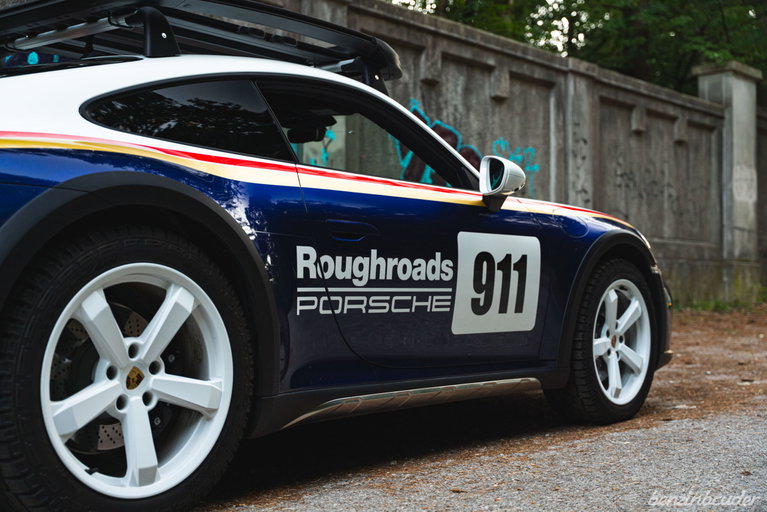 Porsche 911 Dakar