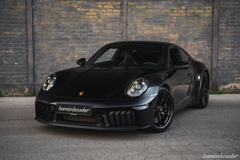 Porsche 992.2 Carrera GTS