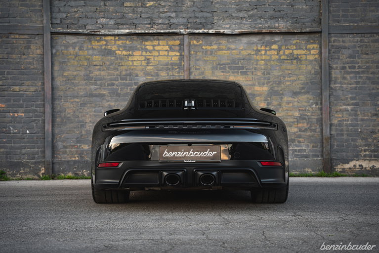 Porsche 992.2 Carrera GTS
