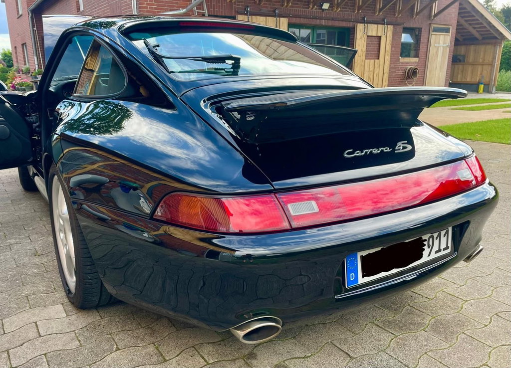 Porsche 993 Carrera 4S