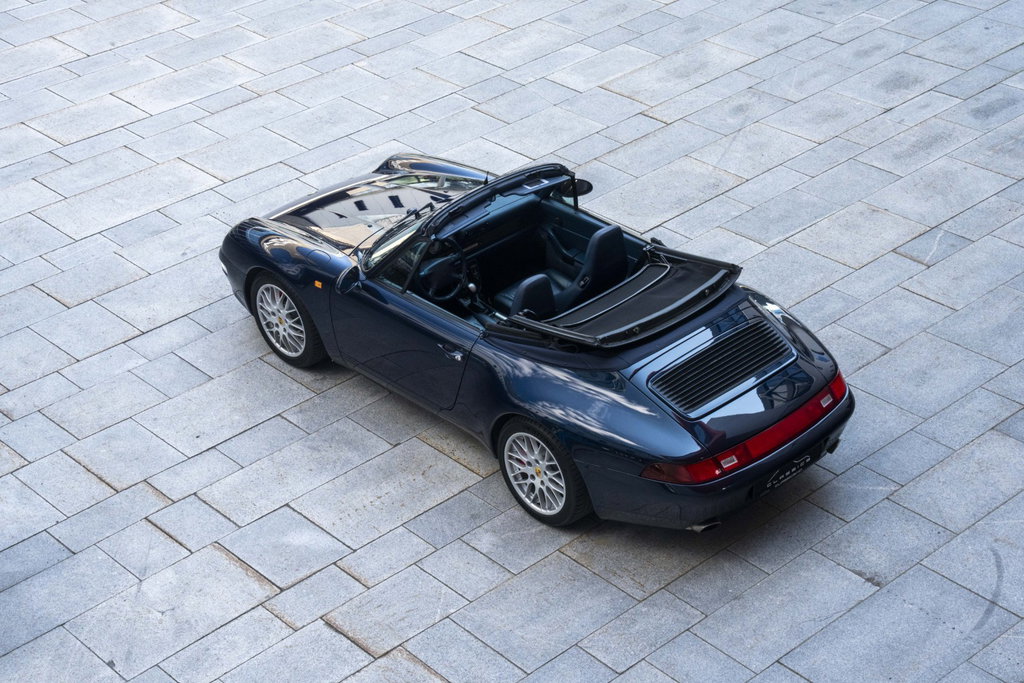 Porsche 993 Carrera 4