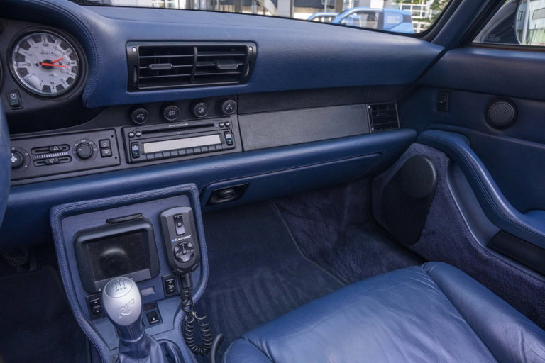 Porsche 993 Carrera 4