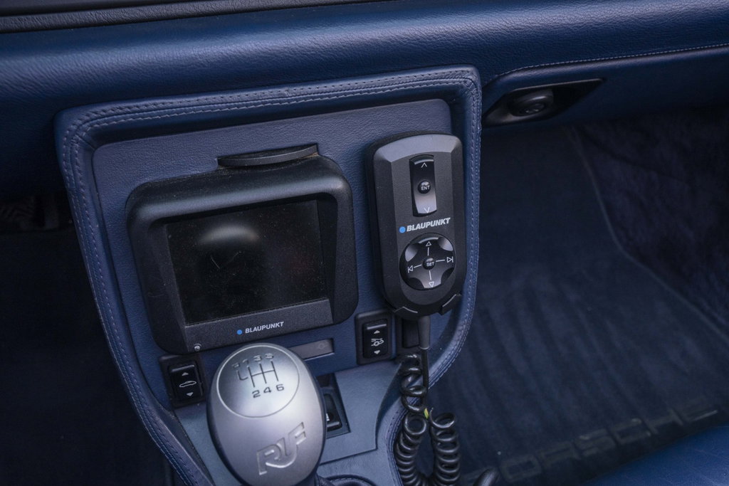 Porsche 993 Carrera 4
