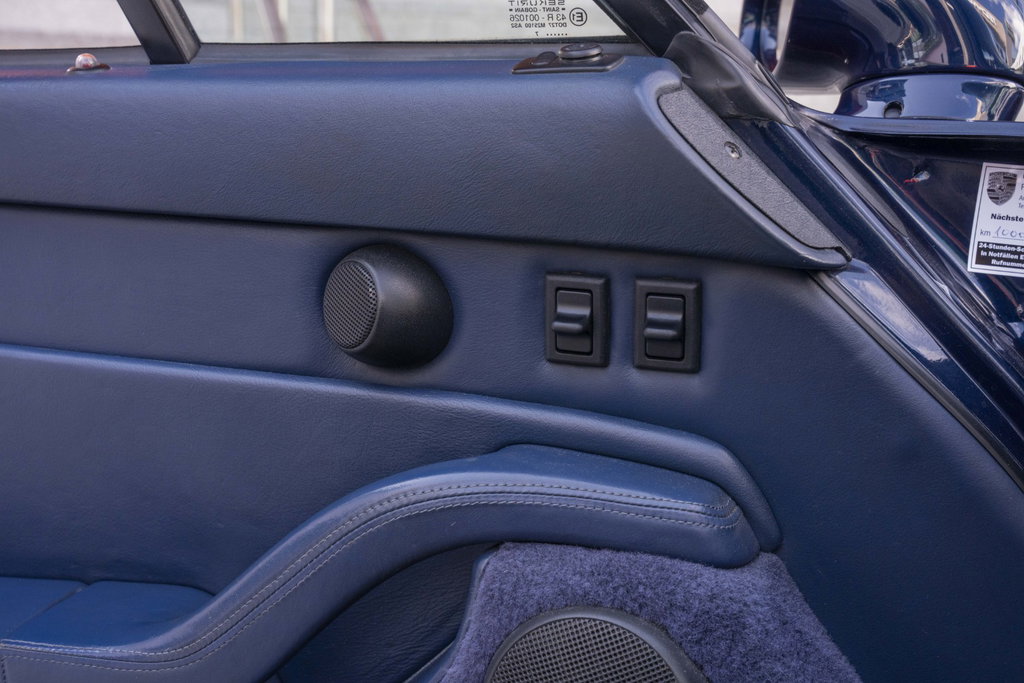 Porsche 993 Carrera 4