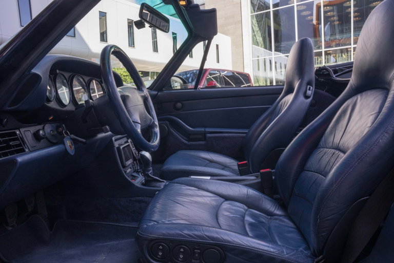 Porsche 993 Carrera 4