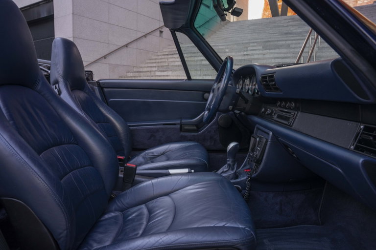 Porsche 993 Carrera 4