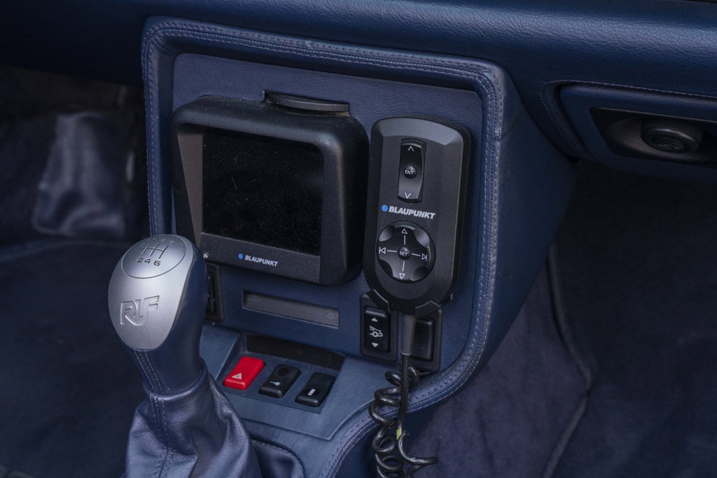 Porsche 993 Carrera 4