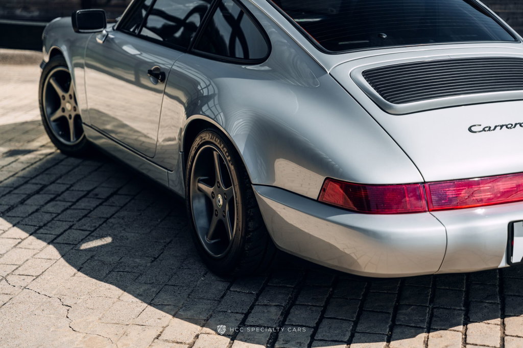 Porsche 964 Carrera 4