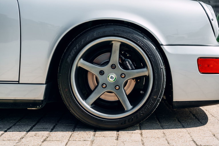 Porsche 964 Carrera 4