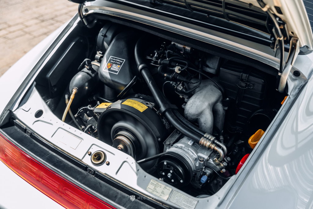 Porsche 964 Carrera 4