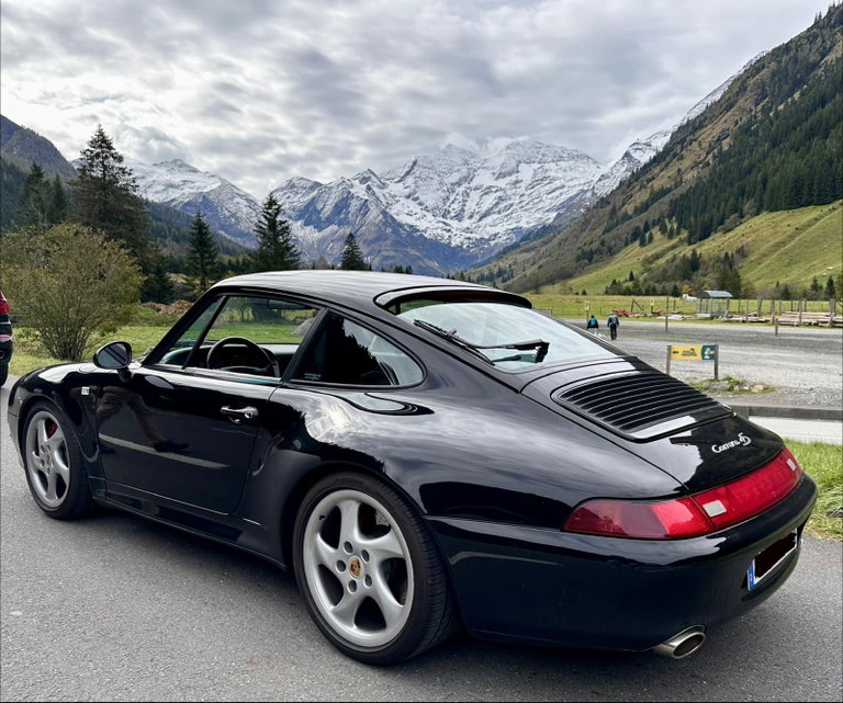 Porsche 993 Carrera 4S