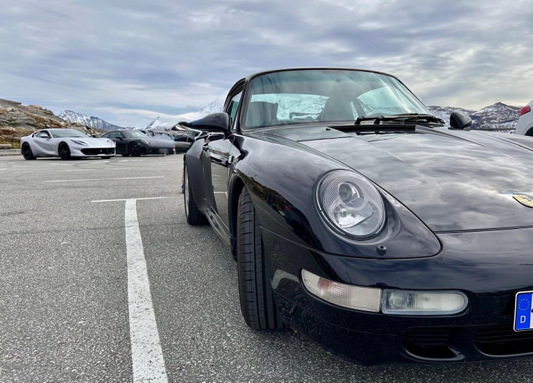 Porsche 993 Carrera 4S