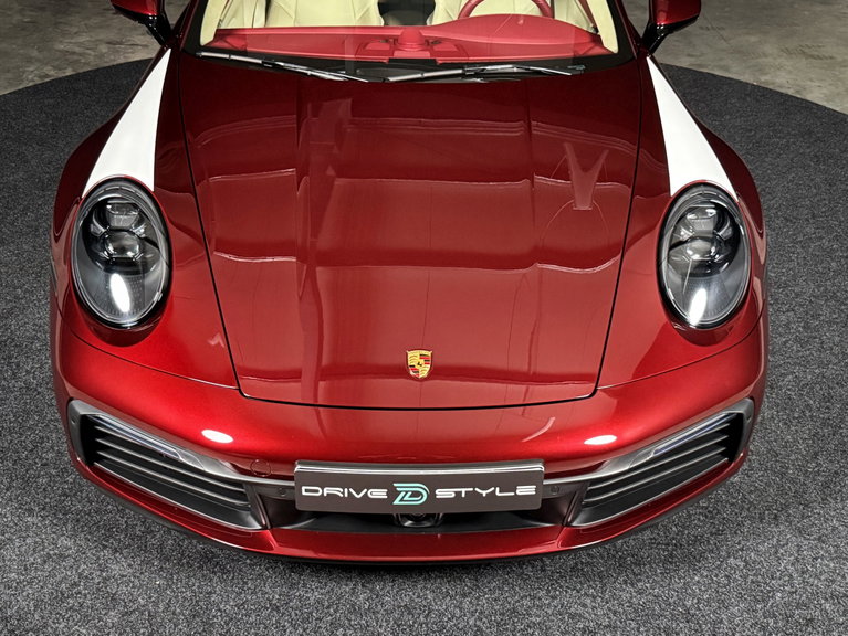 Porsche 992 Heritage Design Edition