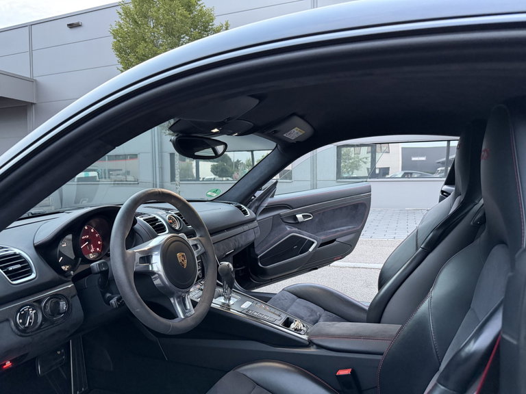Porsche 981 Cayman GTS