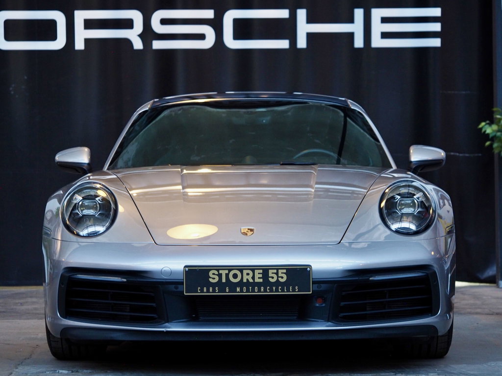 Porsche 992 Carrera 4S