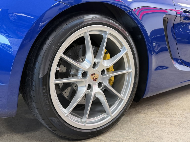 Porsche 981 Cayman S