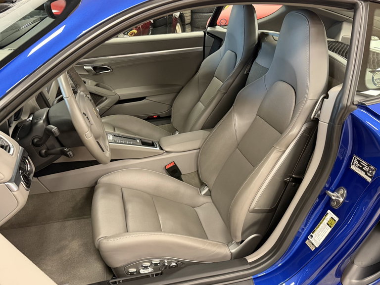 Porsche 981 Cayman S