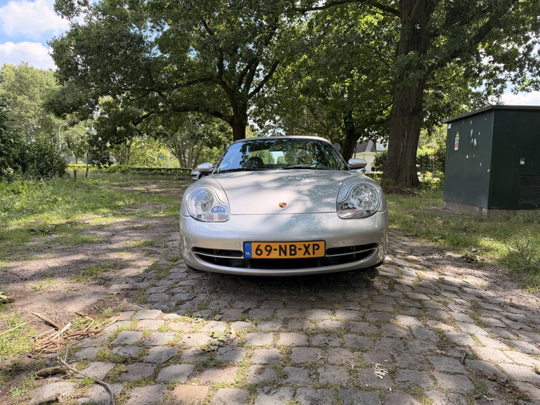 Porsche 996 Carrera