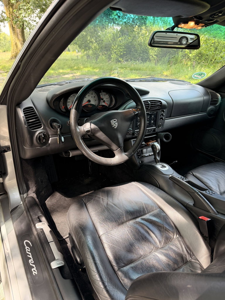 Porsche 996 Carrera