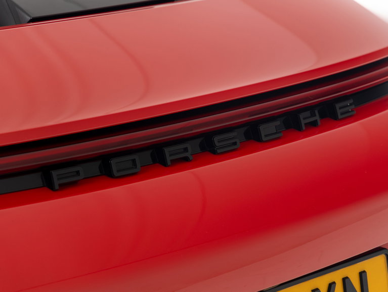 Porsche 992 GT3 Touring