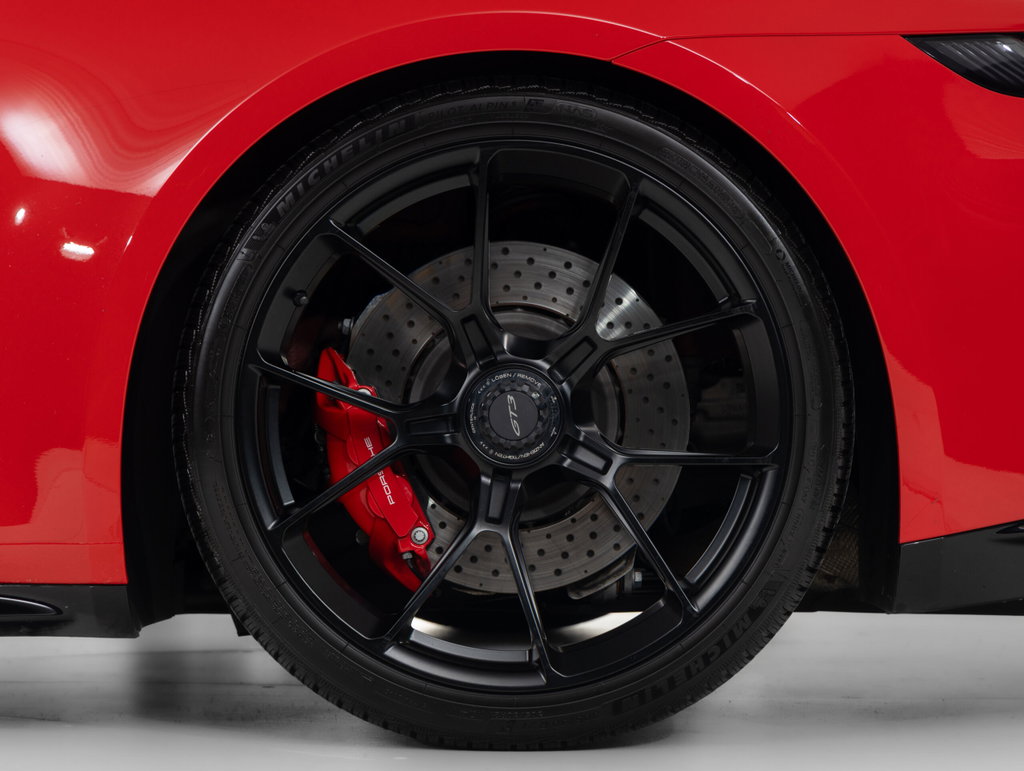 Porsche 992 GT3 Touring