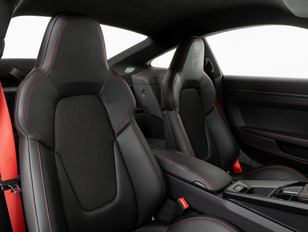 Porsche 992 GT3 Touring