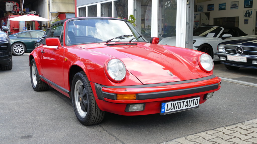 Porsche 911 Carrera 3.2