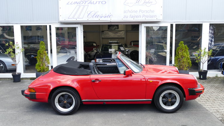 Porsche 911 Carrera 3.2