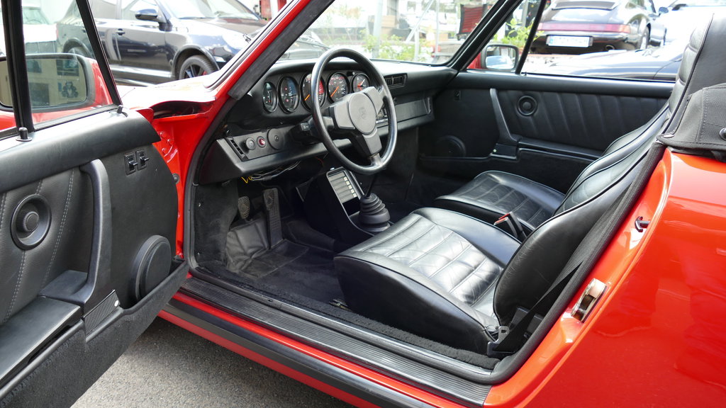 Porsche 911 Carrera 3.2