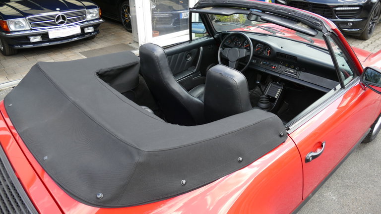 Porsche 911 Carrera 3.2
