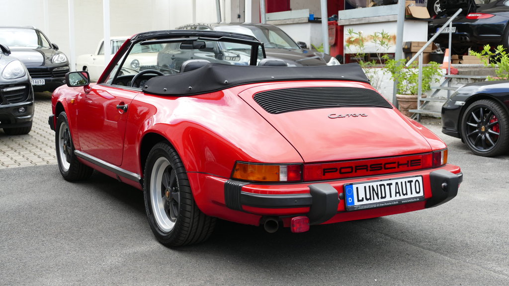 Porsche 911 Carrera 3.2