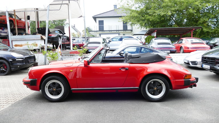 Porsche 911 Carrera 3.2