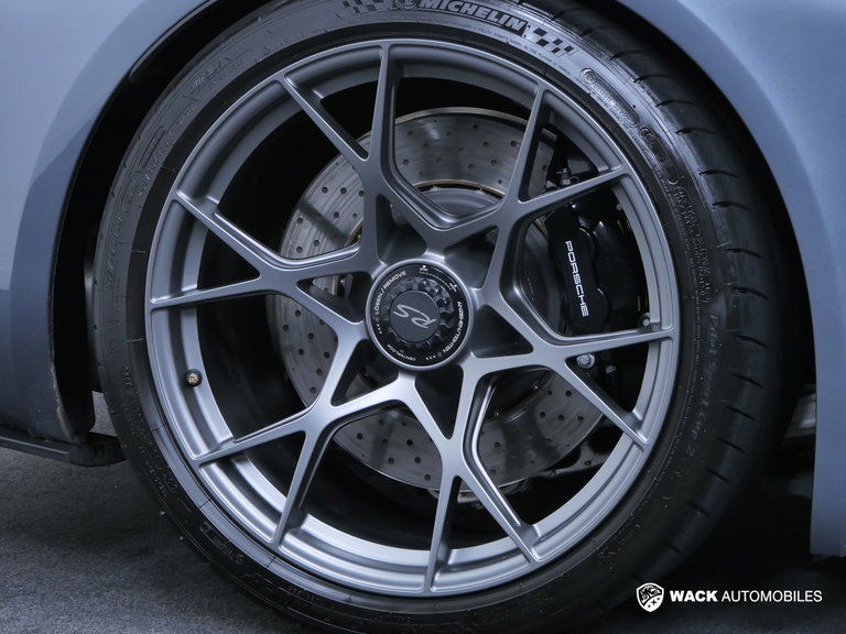 Porsche 718 Spyder RS