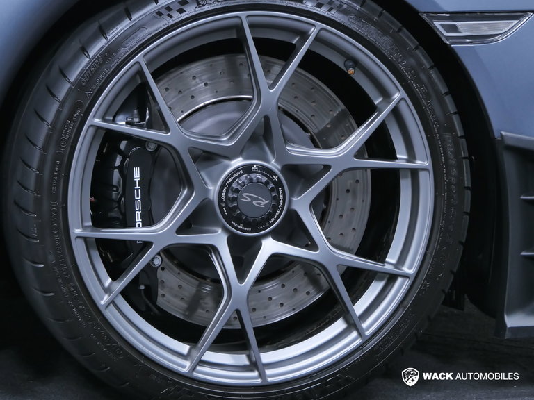 Porsche 718 Spyder RS