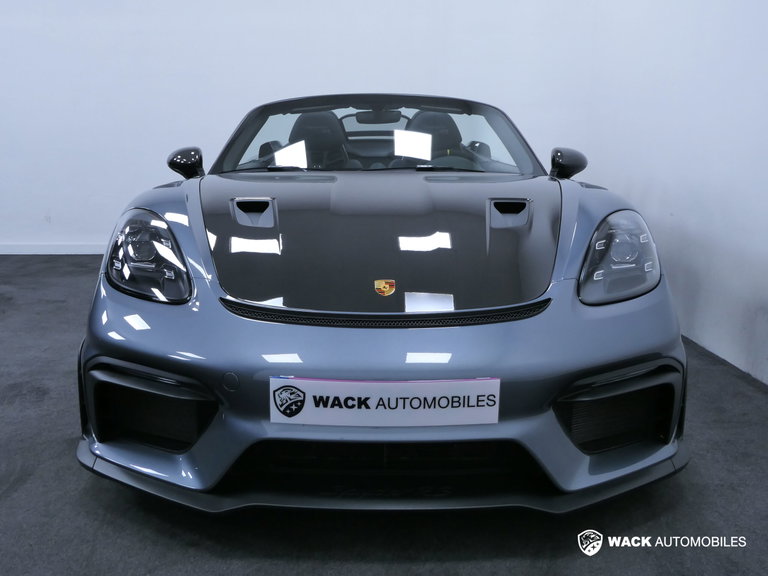 Porsche 718 Spyder RS