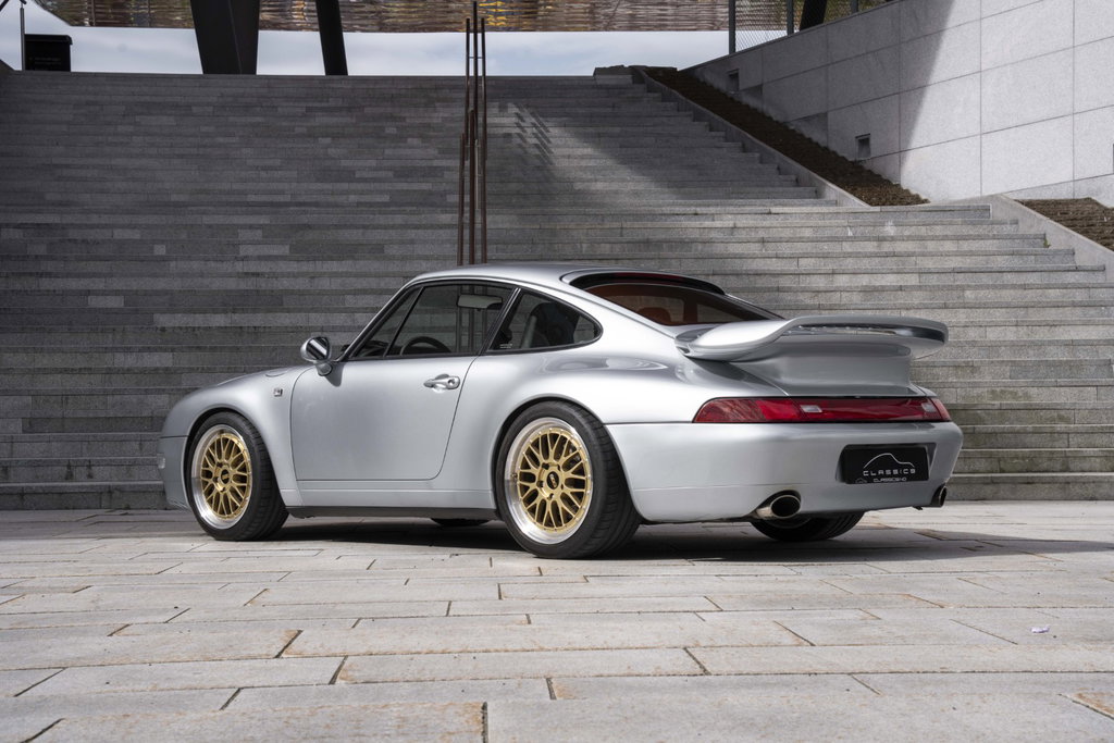 Porsche 993 Carrera 4