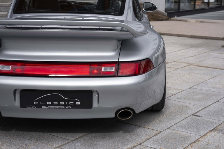 Porsche 993 Carrera 4