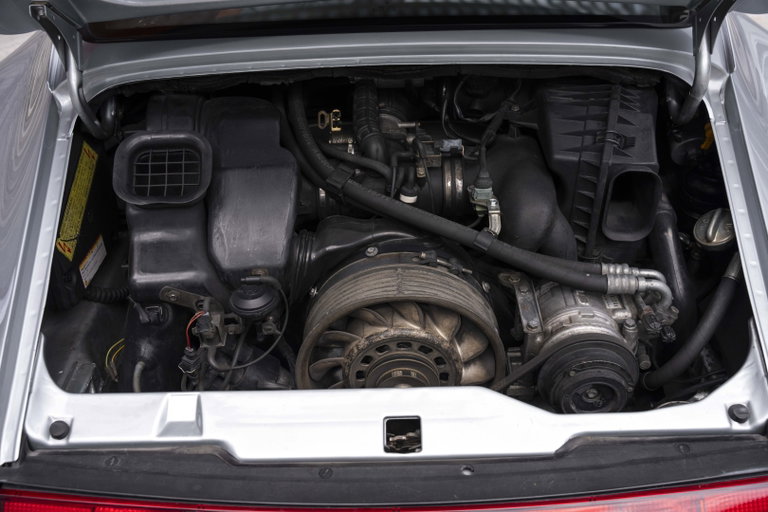 Porsche 993 Carrera 4