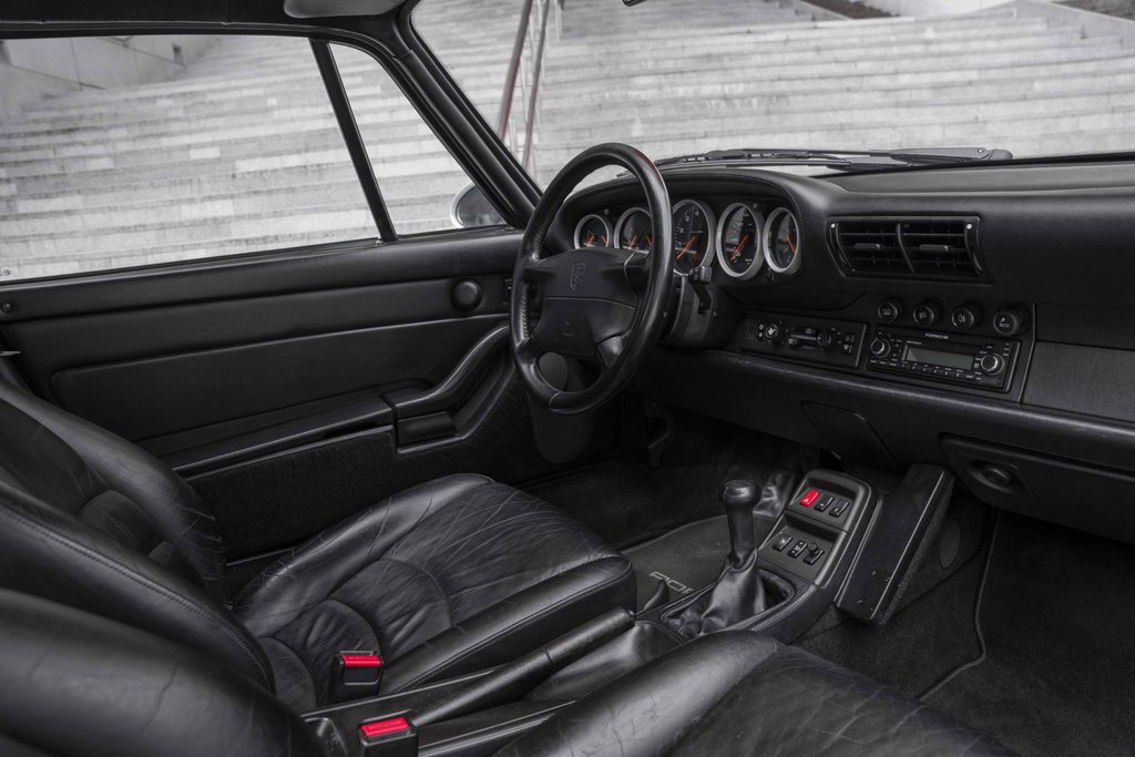 Porsche 993 Carrera 4