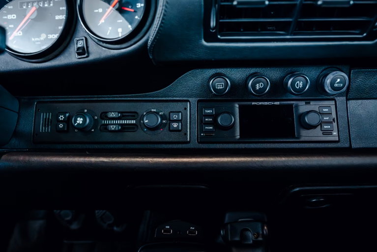Porsche 993 Carrera 4S
