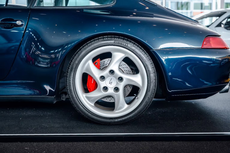Porsche 993 Carrera 4S
