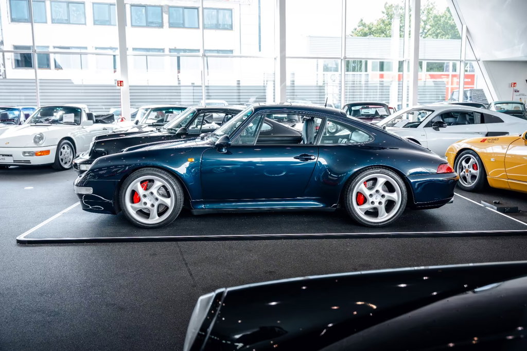 Porsche 993 Carrera 4S