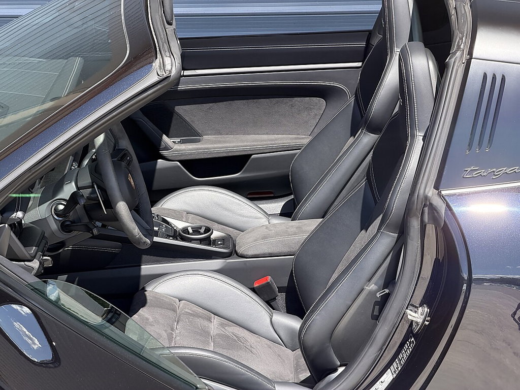 Porsche 992 Targa 4 GTS