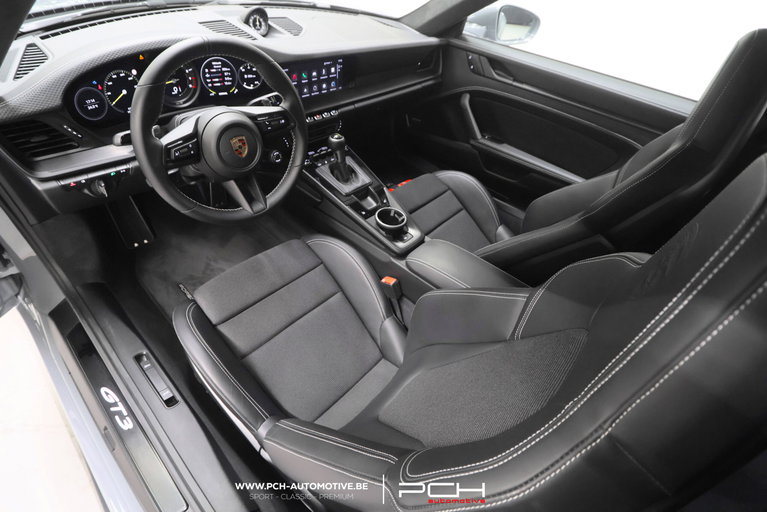 Porsche 992 GT3 Touring