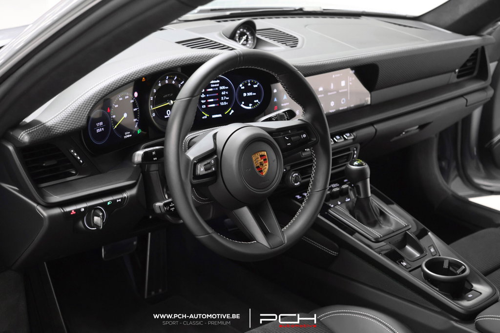 Porsche 992 GT3 Touring